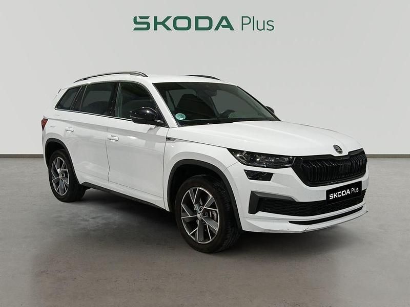 Usado Skoda Kodiaq SportLine 150 CV (110 kW) 2023 Blanco SUV