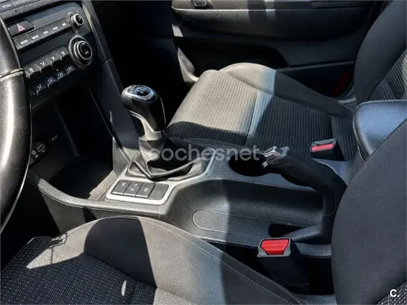 Usado Kia Sportage 115 CV (84 kW) 2018 Blanco SUV