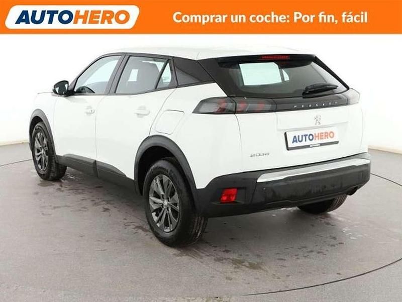 Usado Peugeot 2008 Active 101 CV (74 kW) 2021 Blanco SUV