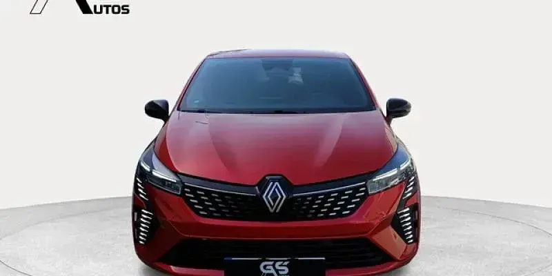Usado Renault Clio Techno 90 CV (66 kW) 2025 Rojo Utilitario