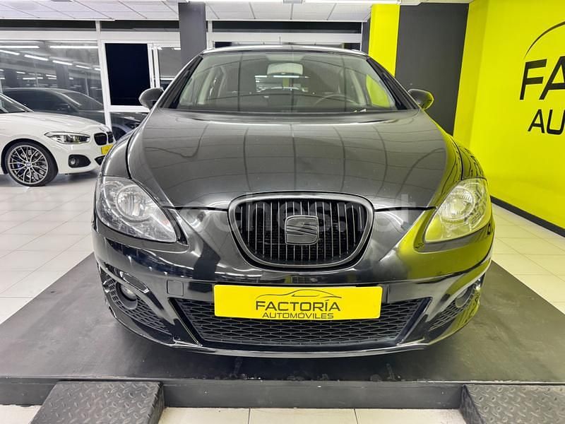 Usado Seat Leon Copa 105 CV (77 kW) 2012 Negro Berlina