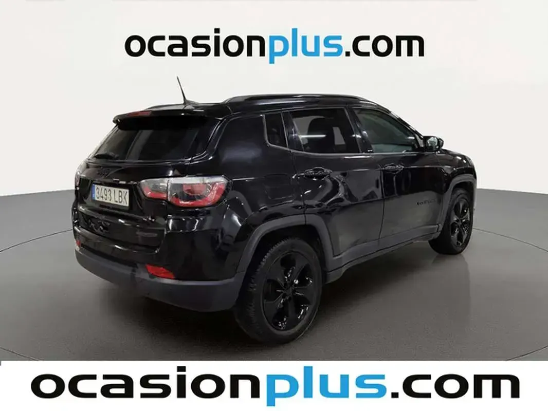 Usado Jeep Compass Night Eagle 140 CV (102 kW) 2019 Negro SUV