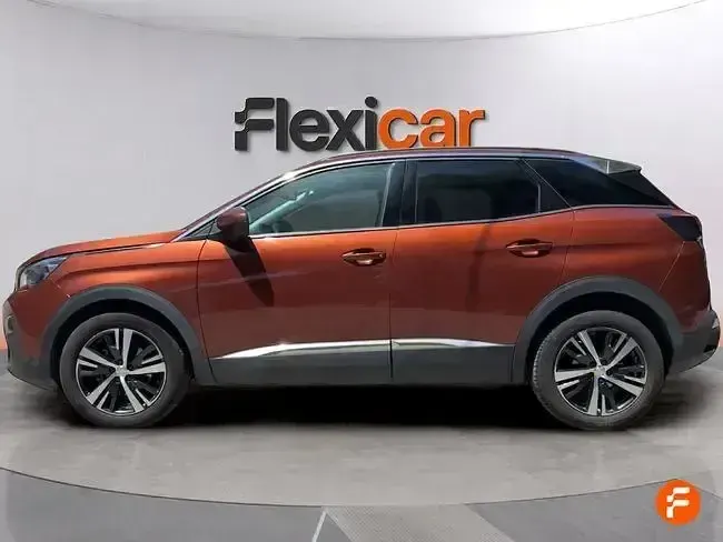 Usado Peugeot 3008 Active 130 CV (95 kW) 2017 Marrón SUV