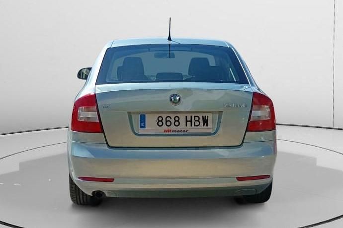 Usado Skoda Octavia 105 CV (77 kW) 2011