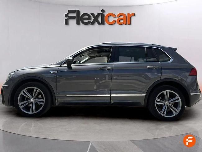 Usado VW Tiguan Sportline 150 CV (110 kW) 2019 Gris SUV