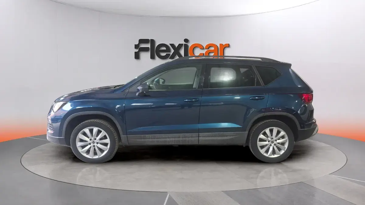 Usado Seat Ateca Style 150 CV (110 kW) 2023 Azul SUV