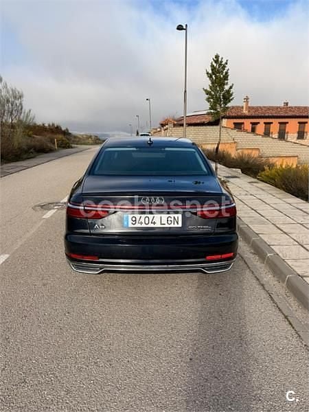 Usado Audi A8 449 CV (330 kW) 2020 Azul Berlina