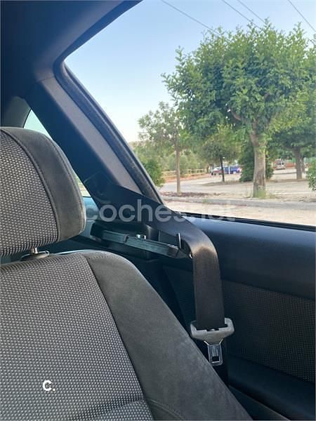 Usado BMW 320 177 CV (130 kW) 2008 Blanco Coupe