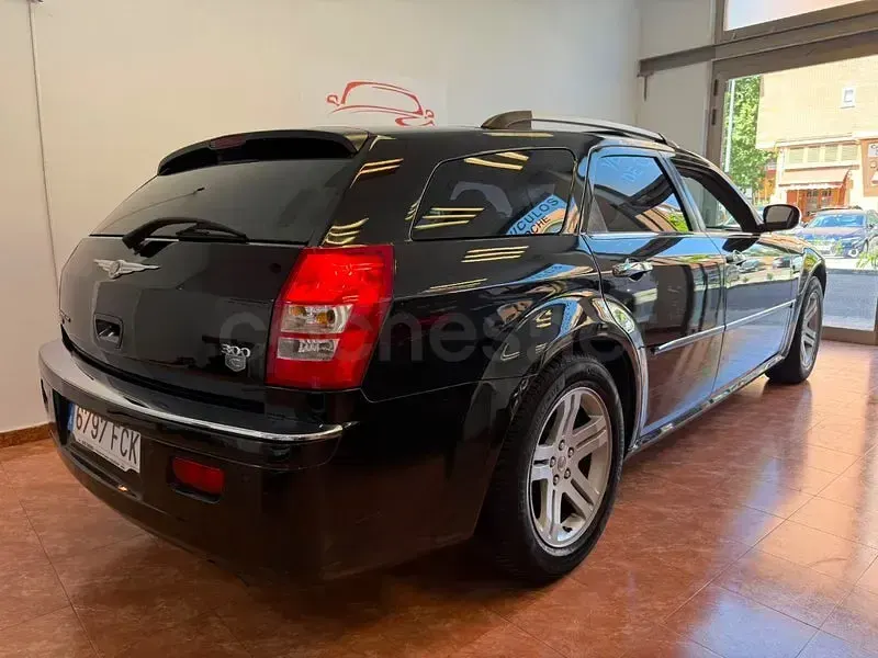 Usado Chrysler 300C Touring 218 CV (160 kW) 2007 Negro Familiar