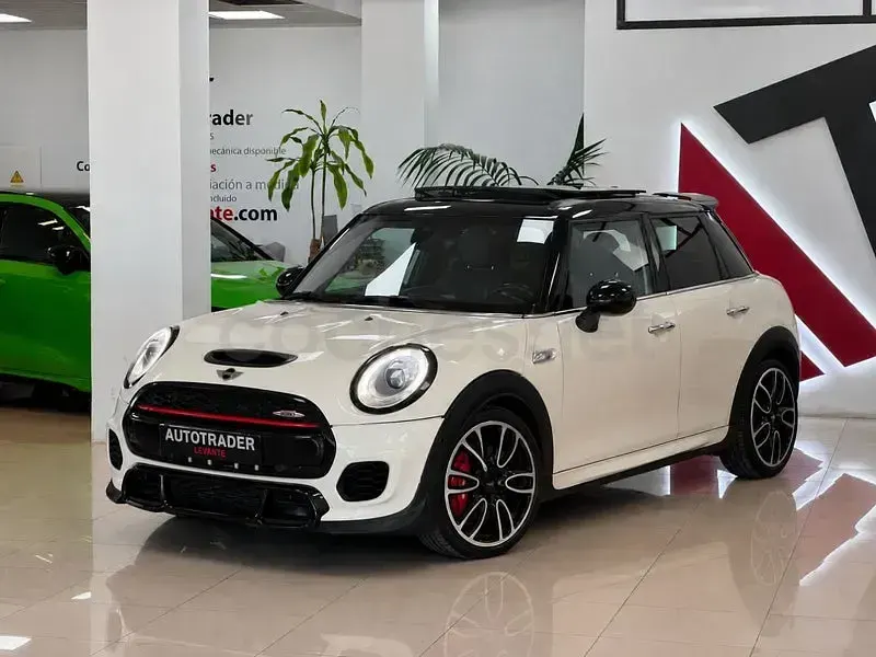 Usado Mini Cooper SD 170 CV (125 kW) 2016 Beige Utilitario
