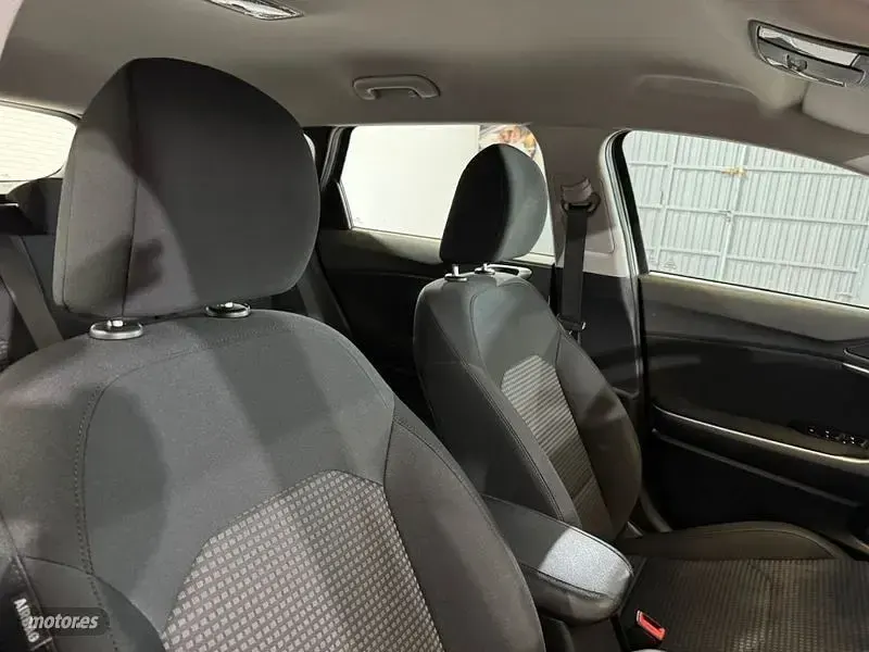 Usado Kia Ceed Sportswagon 115 CV (84 kW) 2019 Blanco Familiar