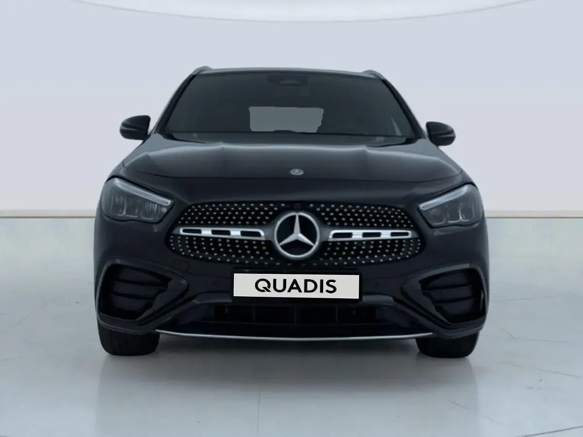 Usado Mercedes GLA250 218 CV (160 kW) 2025 Negro SUV