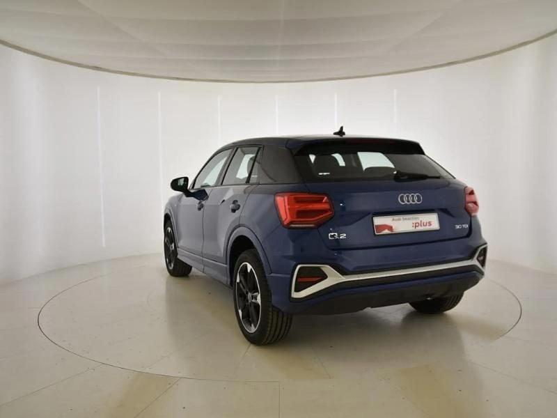 Usado Audi Q2 S-Line 116 CV (85 kW) 2025 Azul SUV