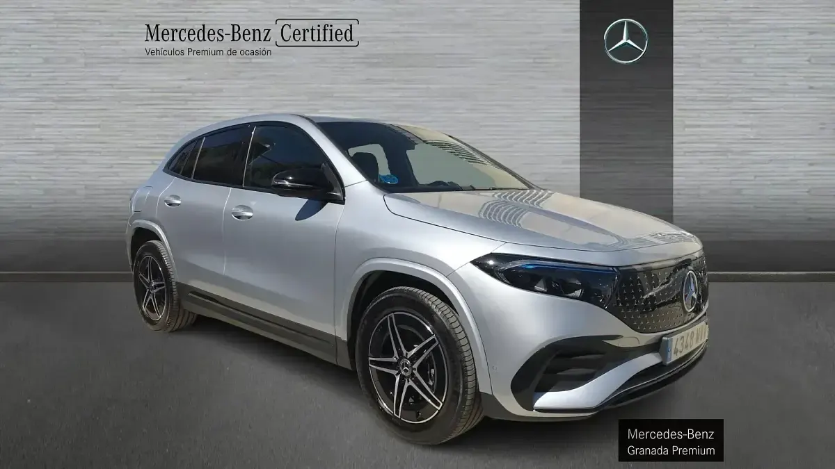 Begagnad Mercedes EQA250+ 139 kW (190 HK) 2024 Grå SUV