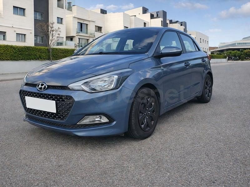 Usado Hyundai i20 84 CV (61 kW) 2018 Azul Berlina