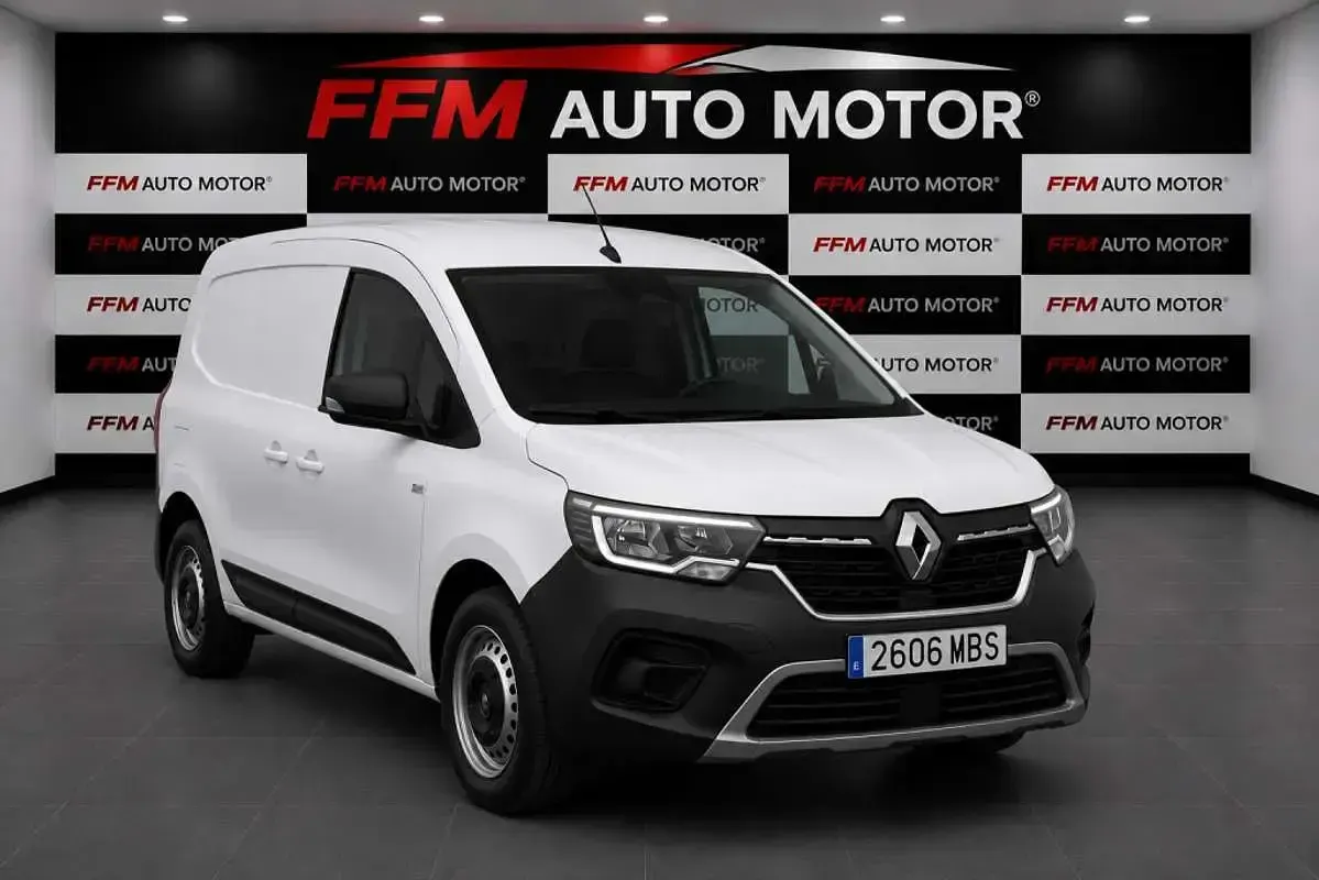 Usado Renault Kangoo 95 CV (69 kW) 2023 Blanco Monovolumen