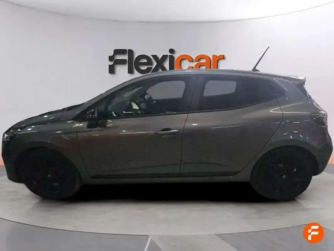 Usado Renault Clio V Techno 90 CV (66 kW) 2024 Gris Berlina