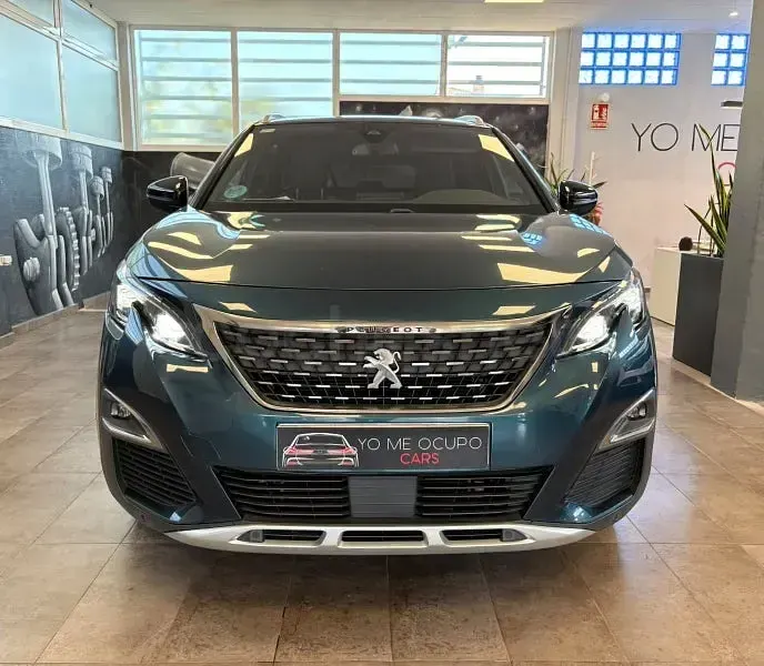 Usado Peugeot 5008 GT-line 165 CV (121 kW) 2018 Azul SUV
