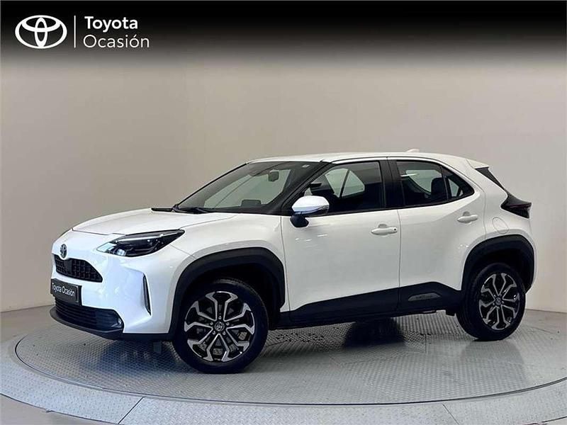 Blanco Usado 2024 Toyota Yaris Cross Active SUV | 25.400 € (Precio justo) - Imagen 1/4