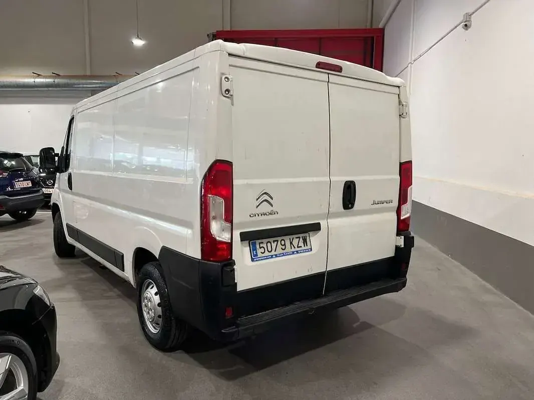 Usado Citroën Jumper 120 CV (88 kW) 2019 Blanco Monovolumen