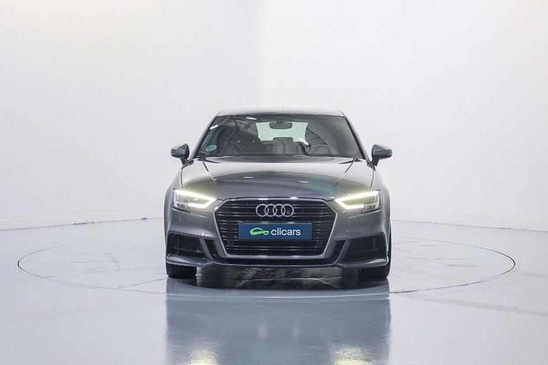 Usado Audi A3 Sportback S-Line 116 CV (85 kW) 2019 Gris Utilitario