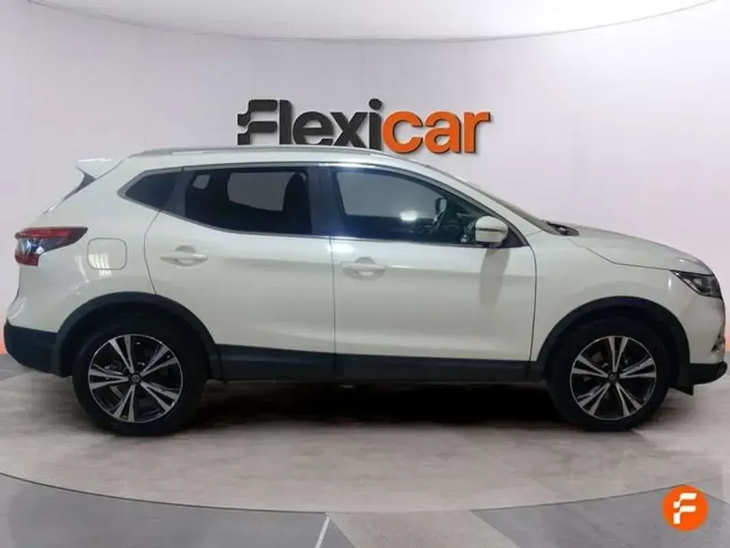 Usado Nissan Qashqai Acenta 140 CV (102 kW) 2018 Blanco SUV