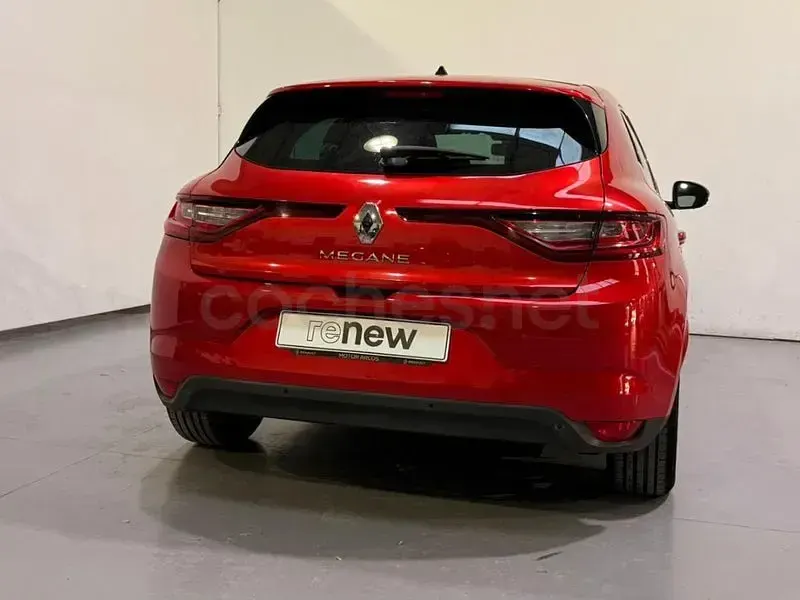 Usado Renault Mégane LIMITED 95 CV (69 kW) 2020 Rojo Berlina