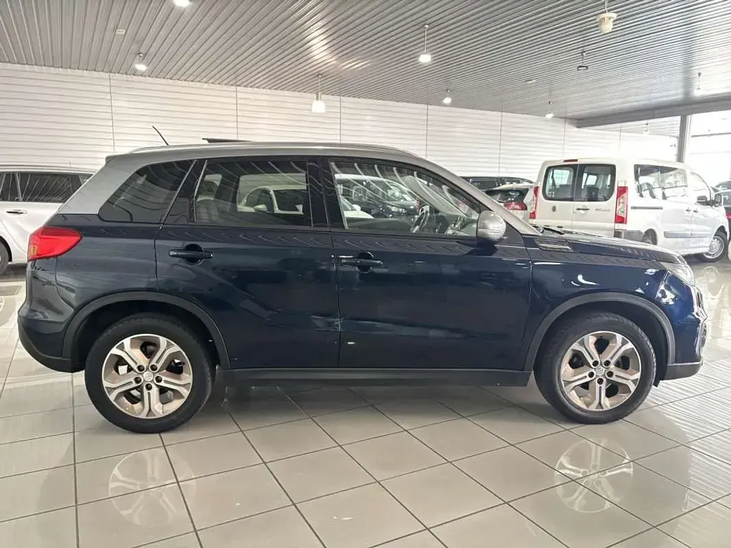 Usado Suzuki Vitara 120 CV (88 kW) 2018 Azul SUV