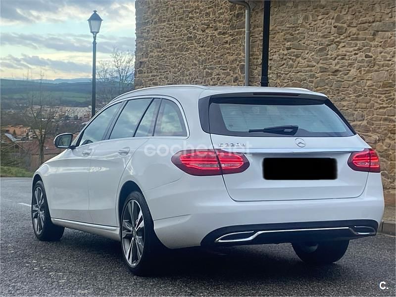 Usado Mercedes C220 Exclusive 170 CV (125 kW) 2017 Blanco Familiar