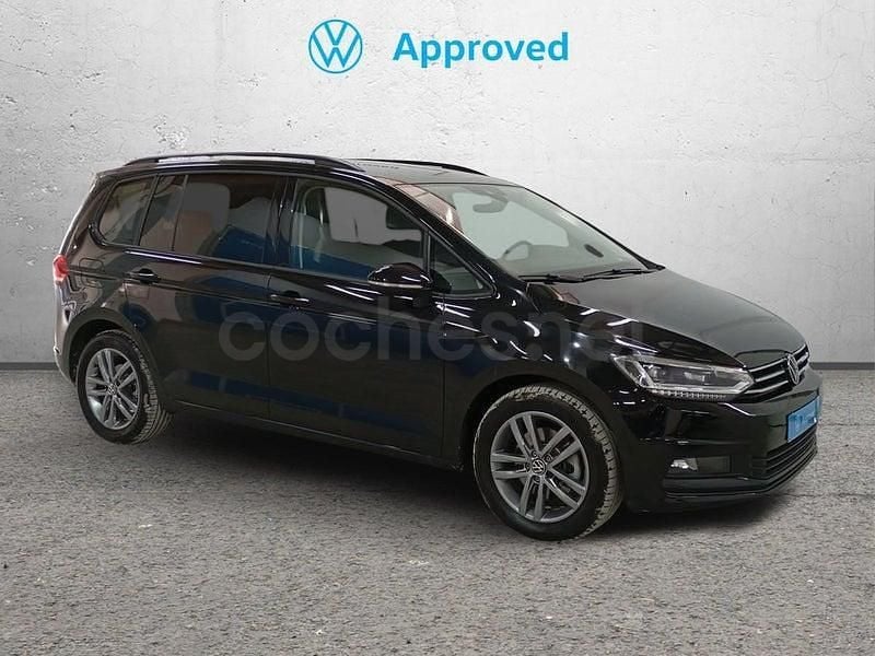Usado VW Touran 150 CV (110 kW) 2025 Negro Monovolumen