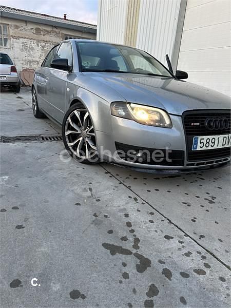 Usado Audi A4 140 CV (102 kW) 2006 Gris / plata Berlina