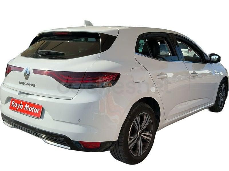 Usado Renault Mégane IV Zen 115 CV (84 kW) 2021 Blanco Berlina
