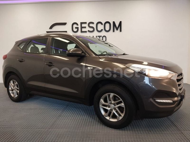 Gris / plata Usado 2015 Hyundai Tucson SUV | 14.900 € (Buen precio) - Imagen 1/4
