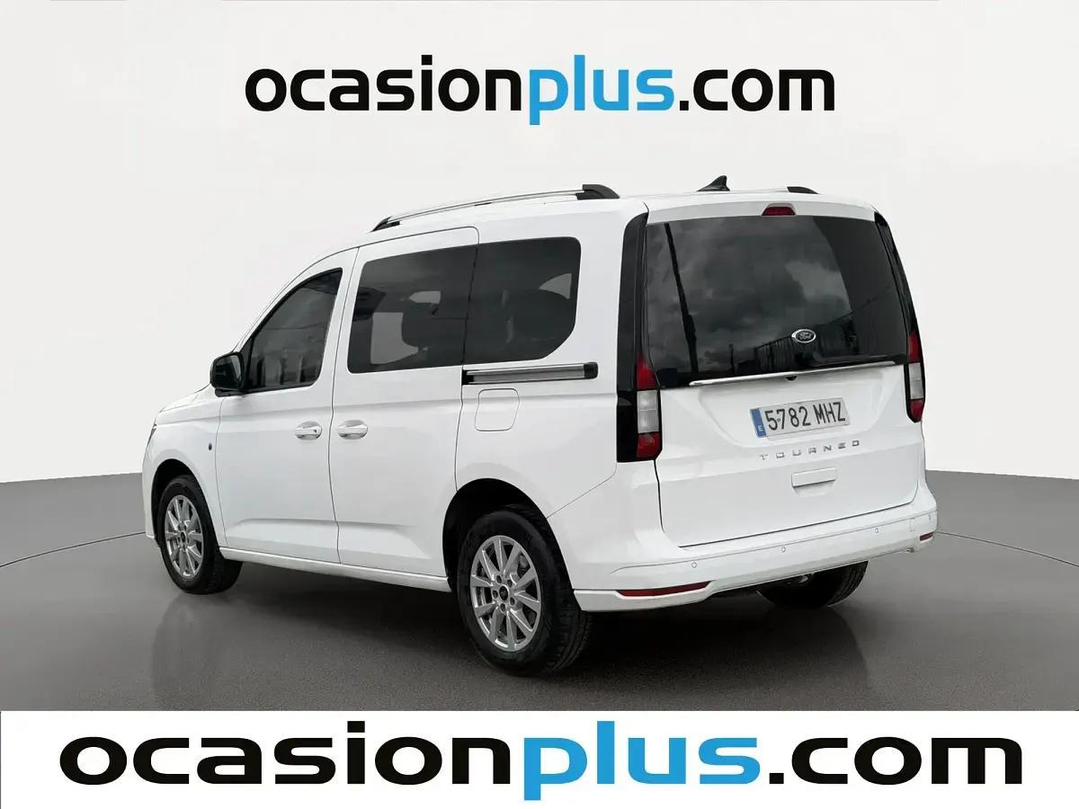 Usado Ford Tourneo Connect Titanium 122 CV (89 kW) 2023 Blanco Monovolumen