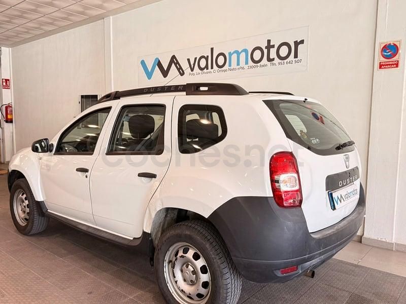 Usado Dacia Duster Ambiance 109 CV (80 kW) 2016 Blanco SUV