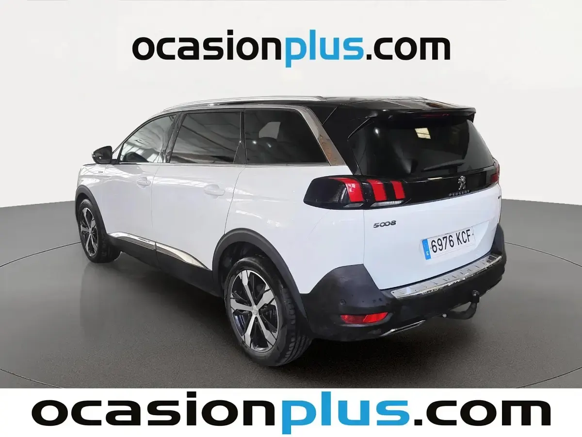 Usado Peugeot 5008 GT-line 120 CV (88 kW) 2017 Blanco SUV