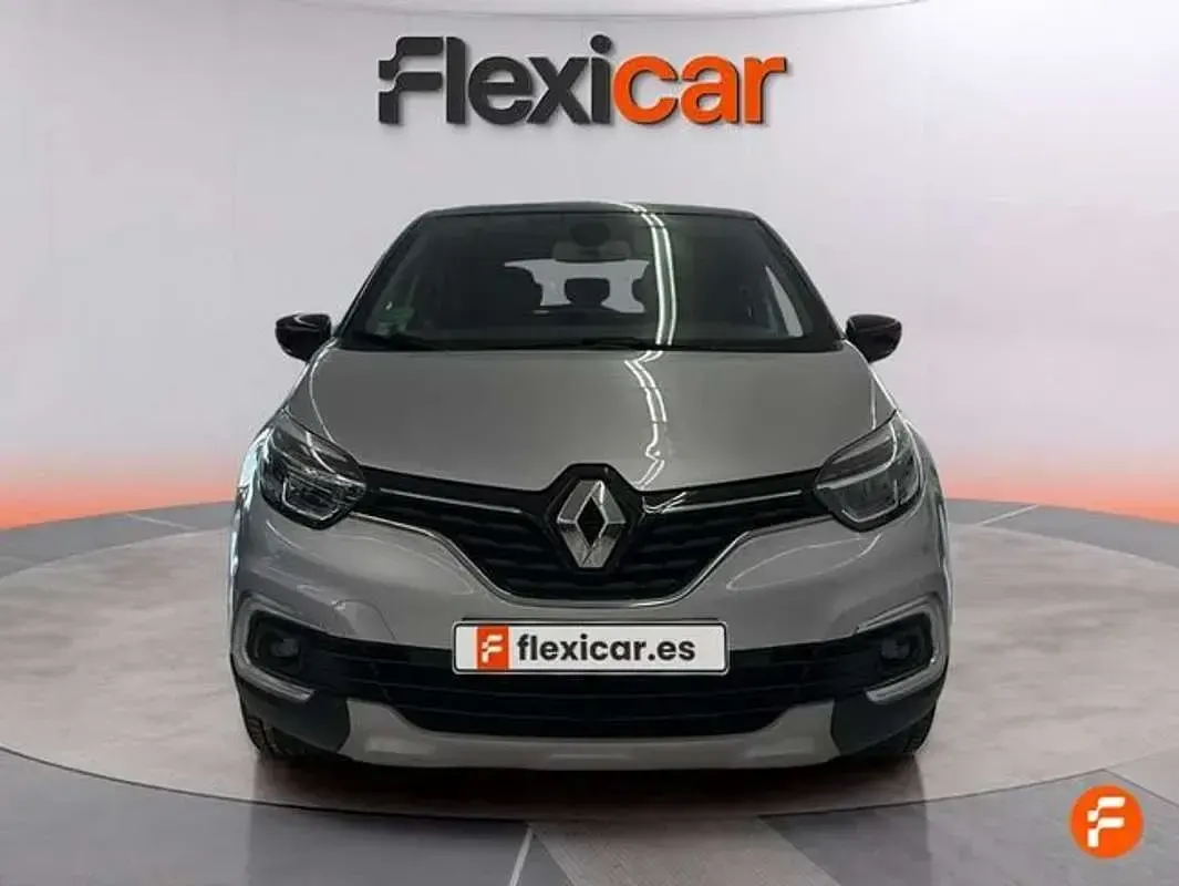 Usado Renault Captur Zen 90 CV (66 kW) 2019 Gris SUV