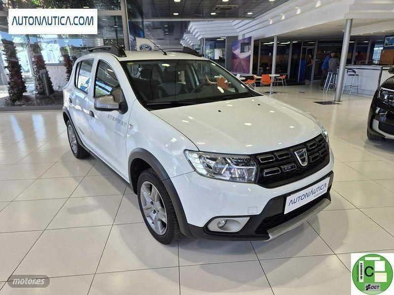 Blanco Usado 2018 Dacia Sandero Stepway Ambiance Berlina | 10.500 € (Un poco caro) - Imagen 1/4