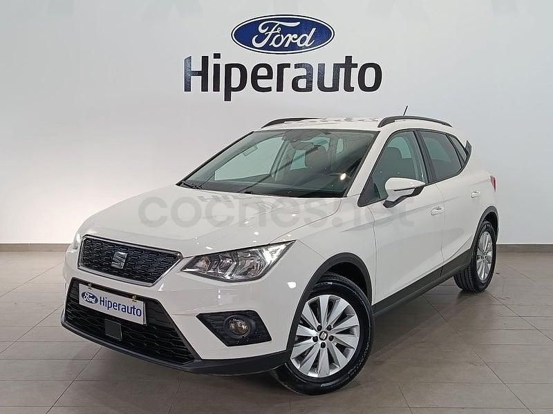 Usado Seat Arona Style 95 CV (69 kW) 2019 Blanco SUV