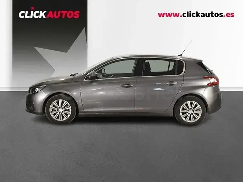 Usado Peugeot 308 Allure 130 HP (95 kW) 2021 Cinzento Sedan