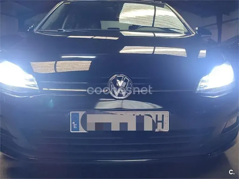Usado VW Golf VII Advance 105 CV (77 kW) 2013 Negro Berlina