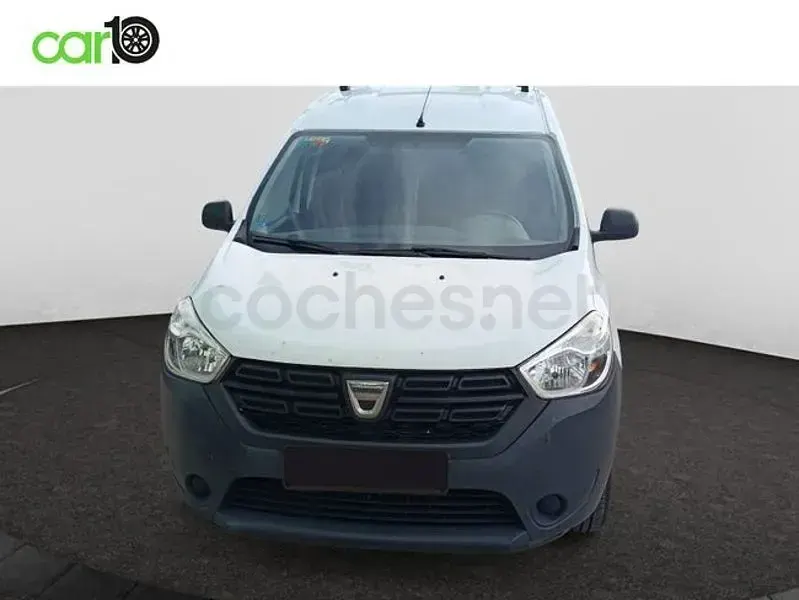 Usado Dacia Dokker Essentiel 102 CV (75 kW) 2019 Blanco Monovolumen