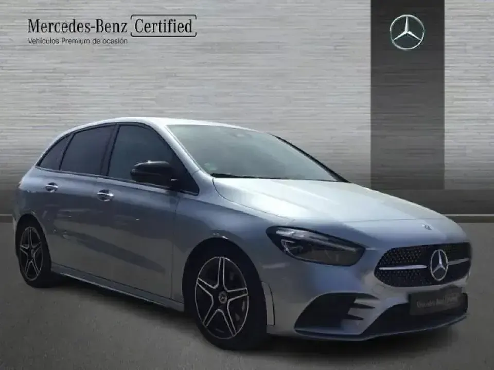Occasion Mercedes B200 150 PK (110 kW) 2025 Grijs MPV