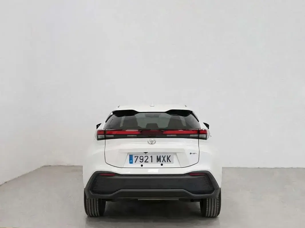 Usado Toyota C-HR Advance 140 CV (102 kW) 2024 Blanco SUV