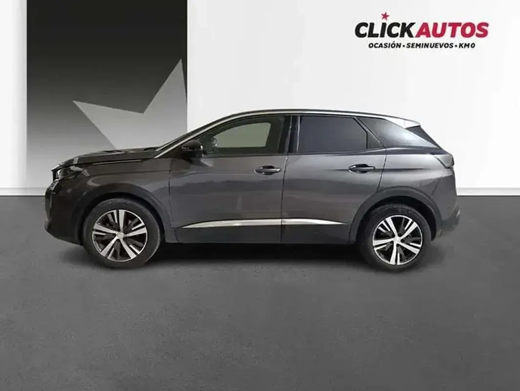 Usado Peugeot 3008 Allure 131 CV (96 kW) 2024 Gris SUV
