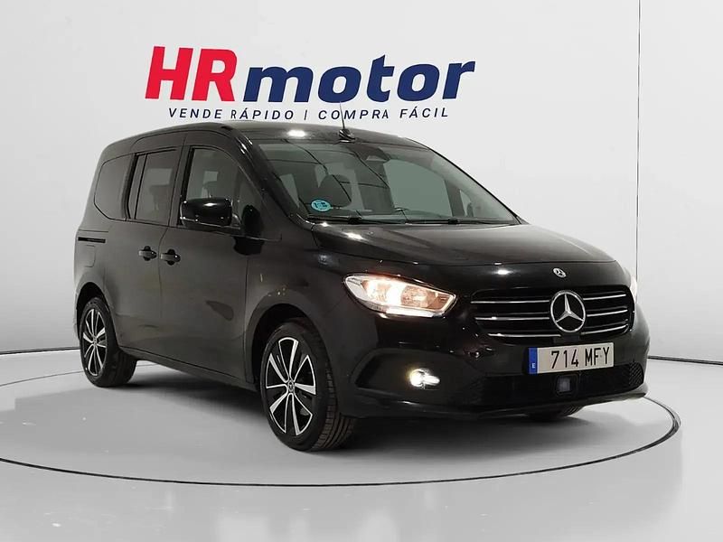 Negro Usado 2023 Mercedes 180 Berlina | 24.390 € (Precio justo) - Imagen 1/4