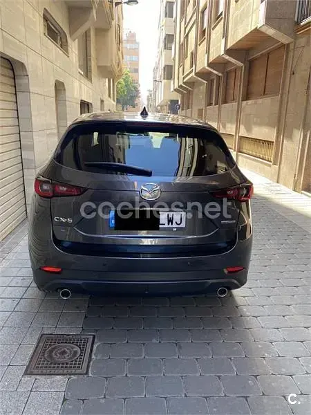 Usado Mazda CX-5 165 CV (121 kW) 2022 Gris / plata SUV