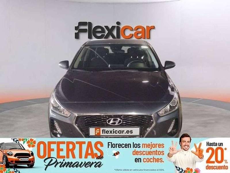 Usado Hyundai i30 Style 136 CV (100 kW) 2017 Gris Utilitario