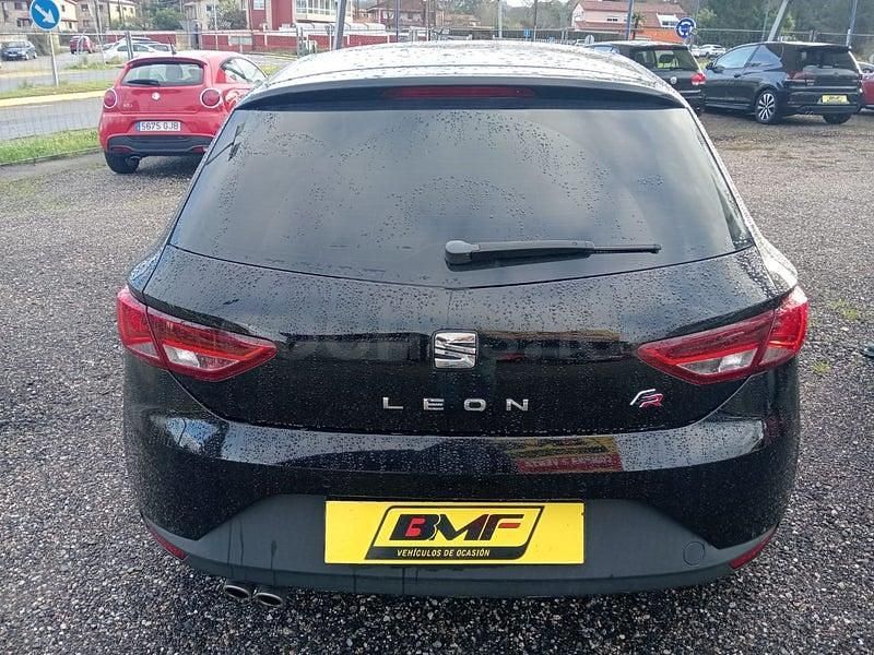 Usado Seat Leon FR 150 CV (110 kW) 2016 Negro Berlina