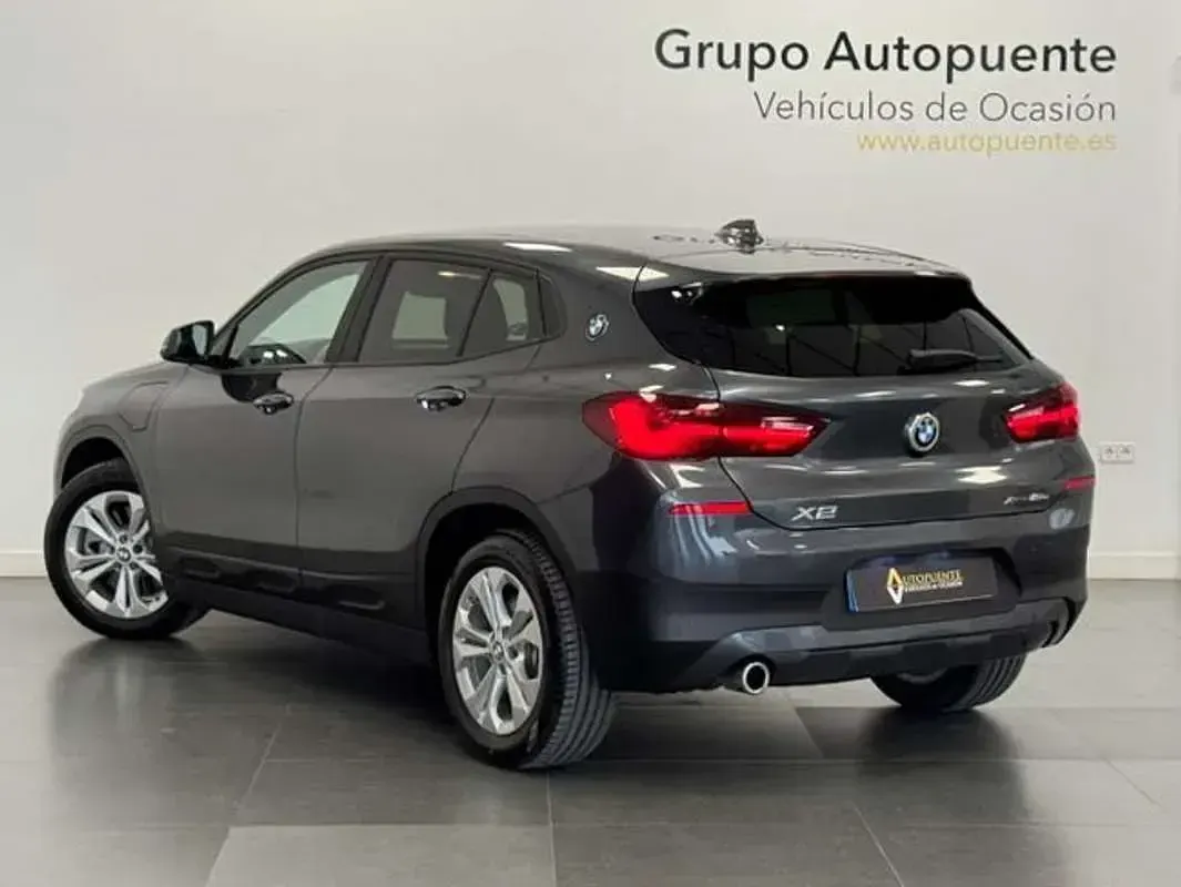 Usado BMW X2 Comfort Edition 220 CV (161 kW) 2021 Gris SUV